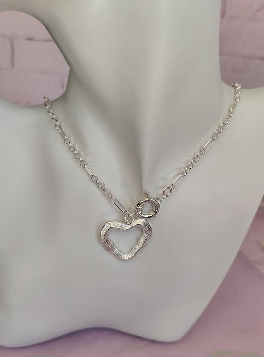 Collar Corazon Enchape de Plata