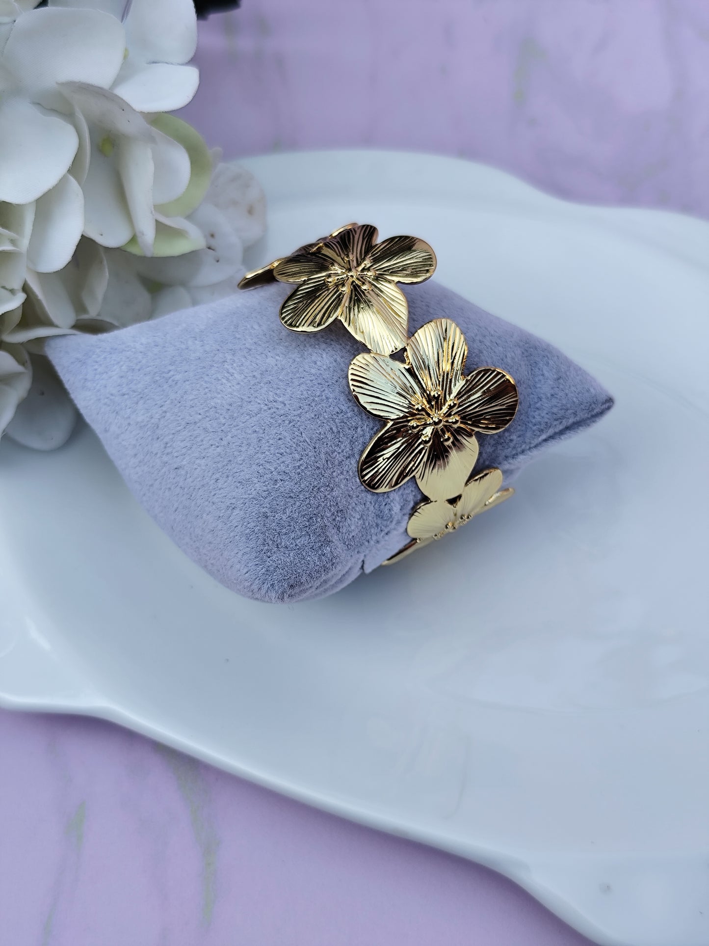 Brazalete Flor Enchape de Oro